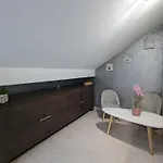 Spacieux Avec Sauna, Et Baby-foot, Proche Stations De - Fr-1-589-671 Holiday home *