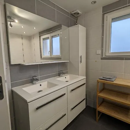 Ferienhaus Spacieux Avec Sauna, Et Baby-foot, Proche Stations De - Fr-1-589-671 *