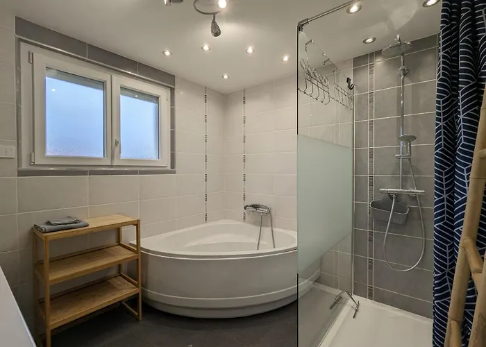 Spacieux Avec Sauna, Et Baby-foot, Proche Stations De - Fr-1-589-671 펜션 Ramonchamp