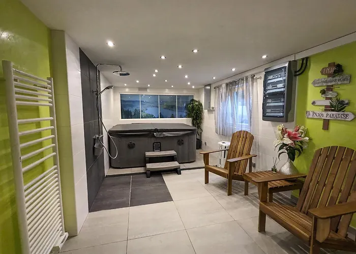 Spacieux Avec Sauna, Et Baby-foot, Proche Stations De - Fr-1-589-671 펜션