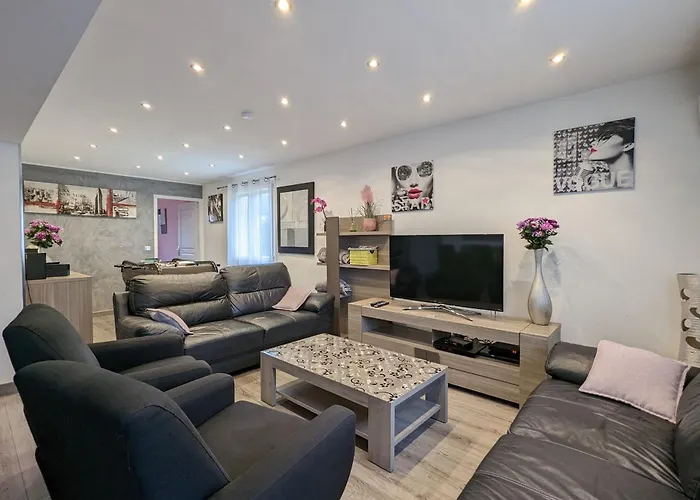 Spacieux Avec Sauna, Et Baby-foot, Proche Stations De - Fr-1-589-671 * Ramonchamp